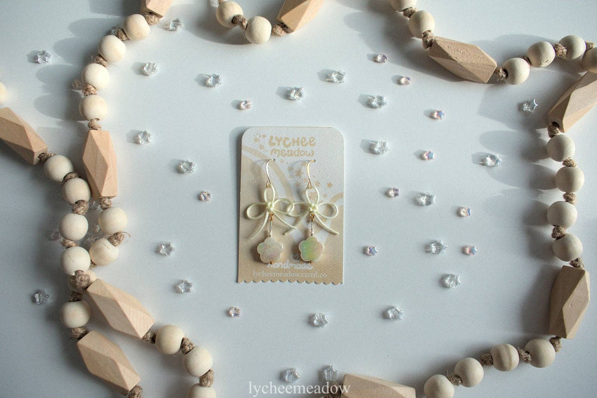 Clover Earrings Flower Cream