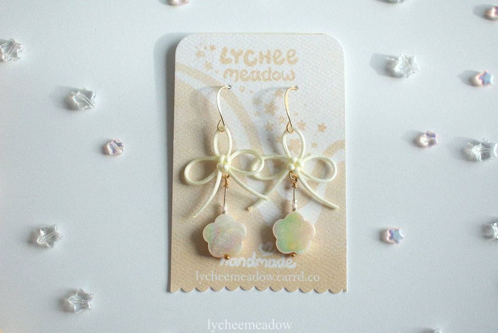 Clover Earrings Flower Cream
