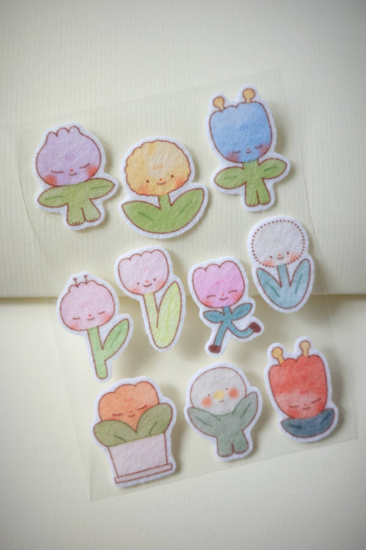 Flowers • felt sticker sheet