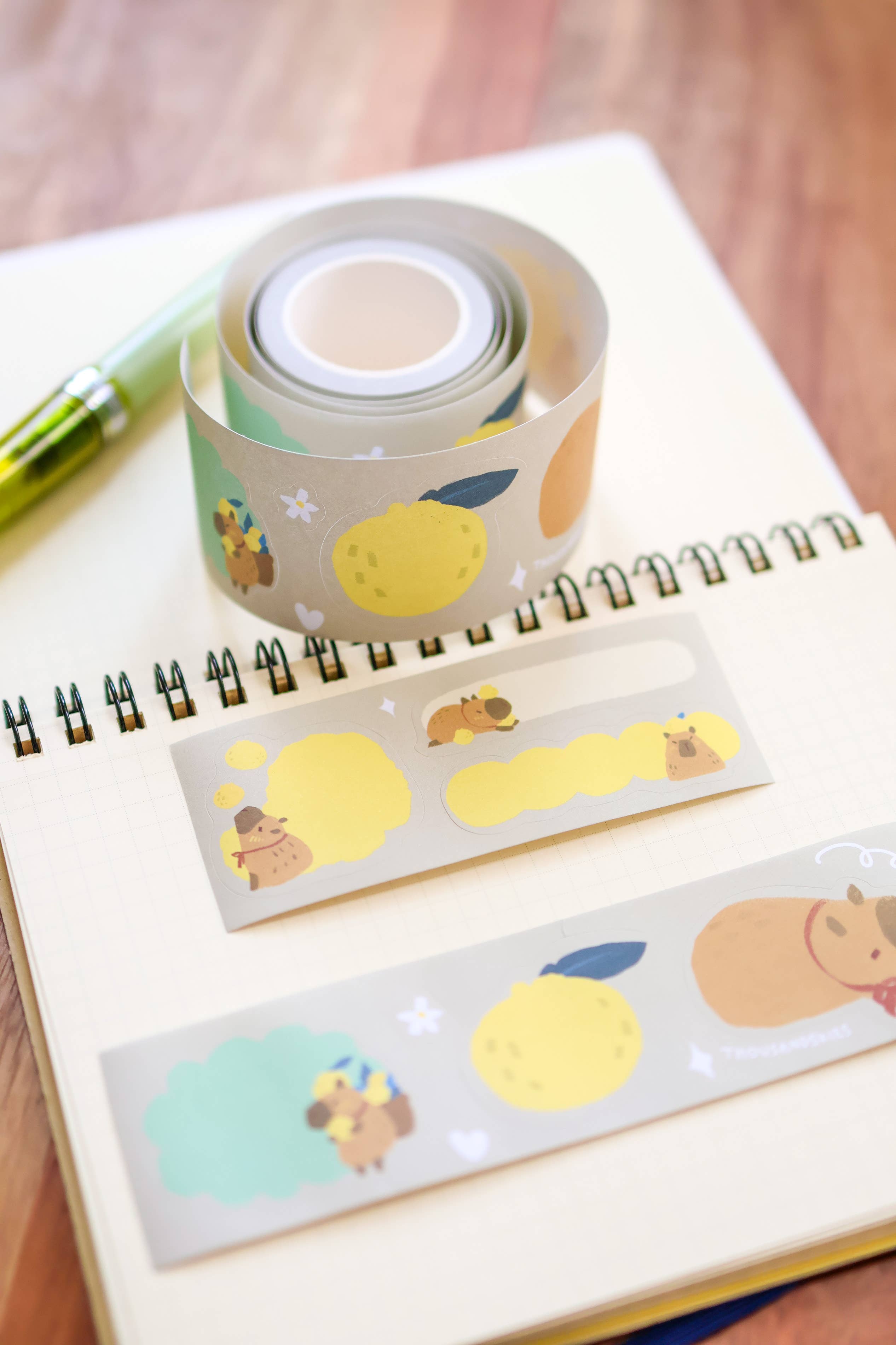 Paper Roll Labels (Kiss Cut) - Capybara