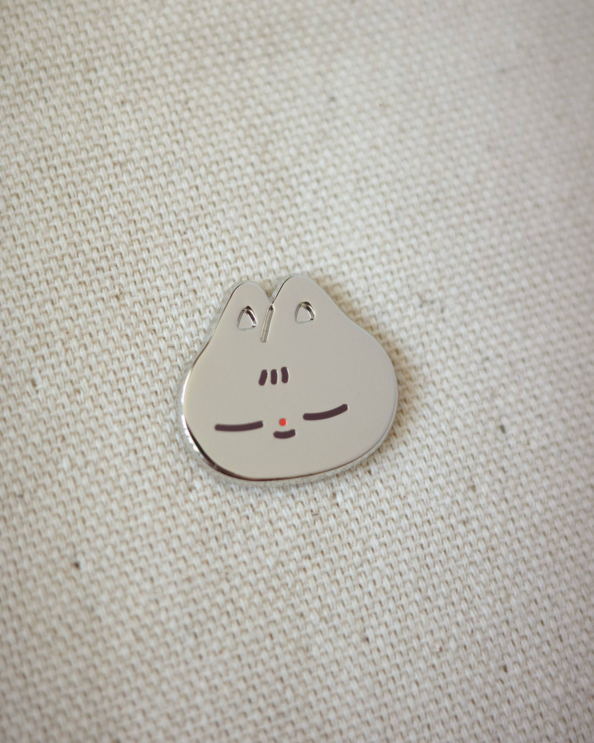 Cat • enamel pin