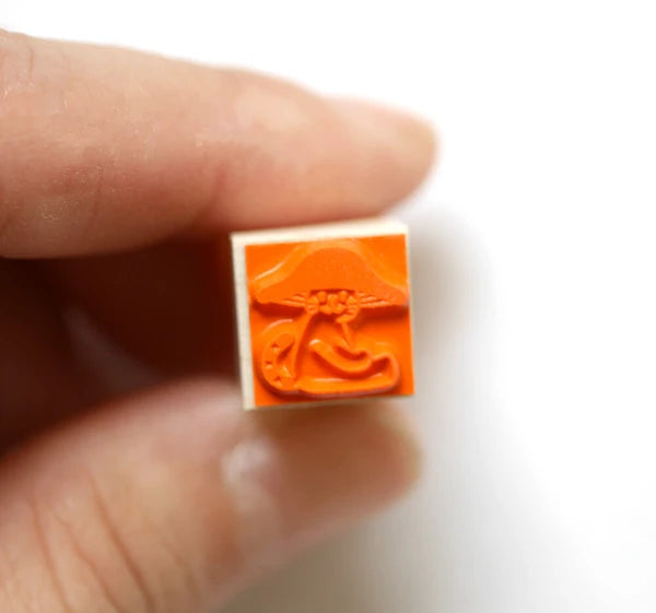 4legs Stamp - Sitting Mushroom Cat