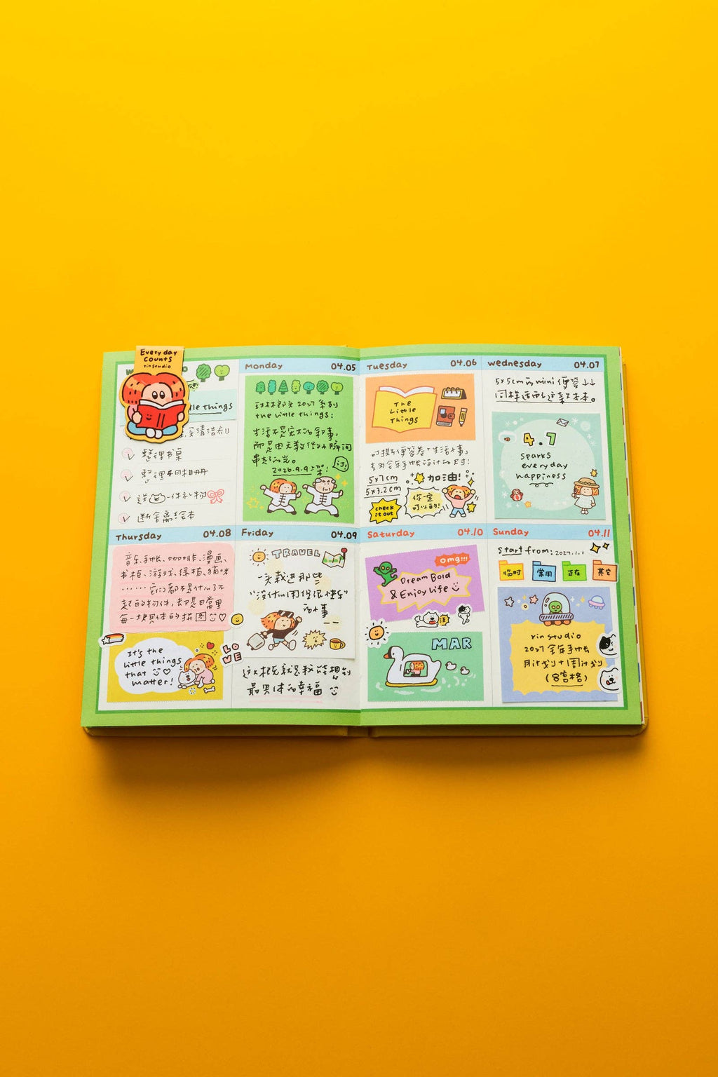 2027 Planner: B6 Schedule Book - The Little Things